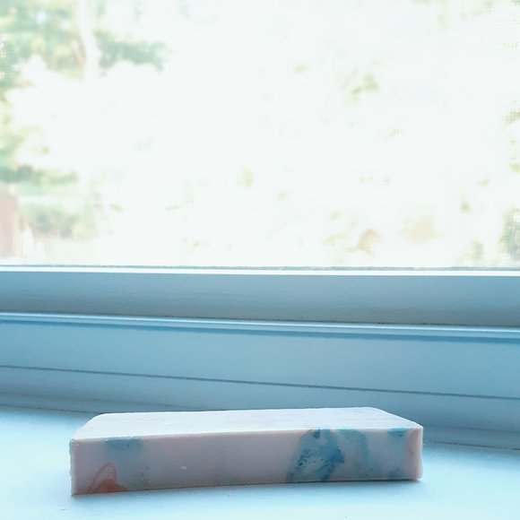 Pumpkin Caramel Vegan Candle & Soap Gift Bundle - Picture 4 of 7